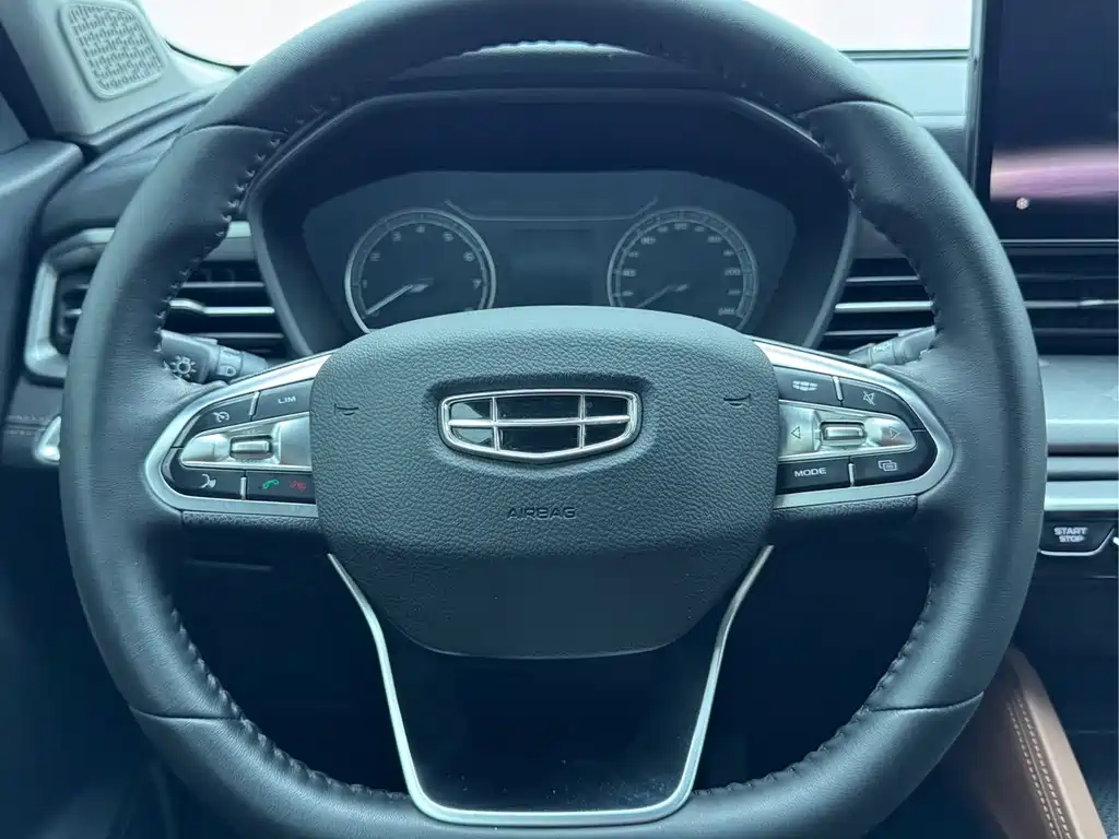Geely Vision X6 — миниатюра 13