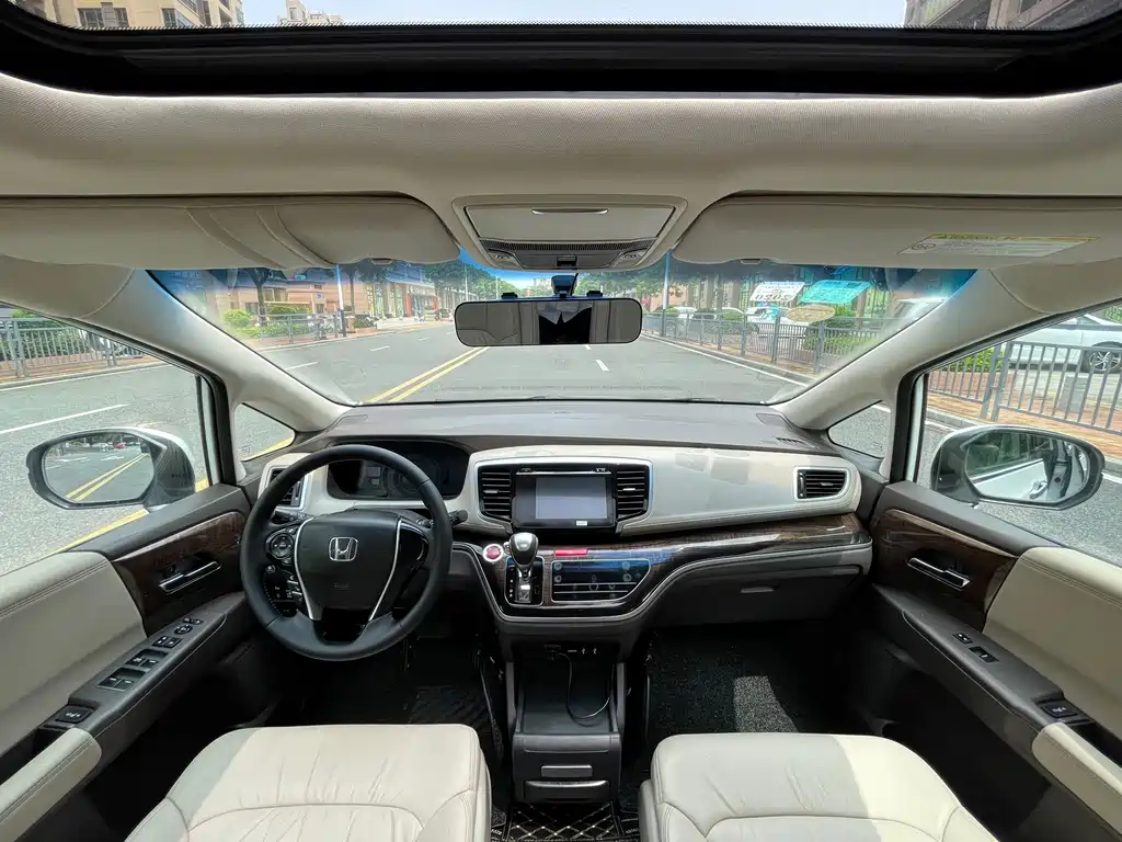 Honda Odyssey — миниатюра 17