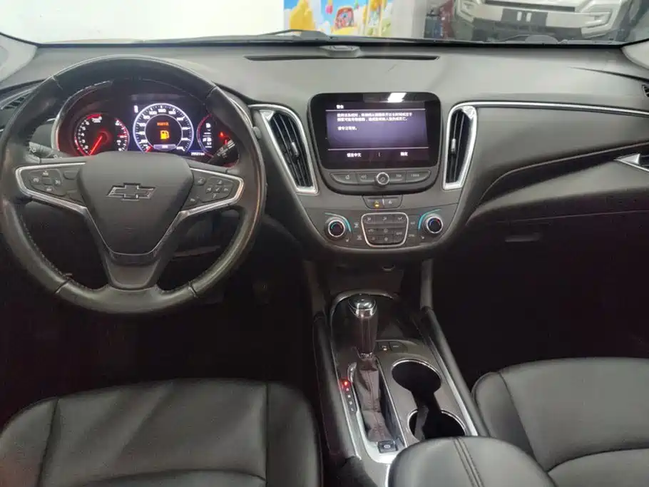 Chevrolet Malibu XL — миниатюра 12