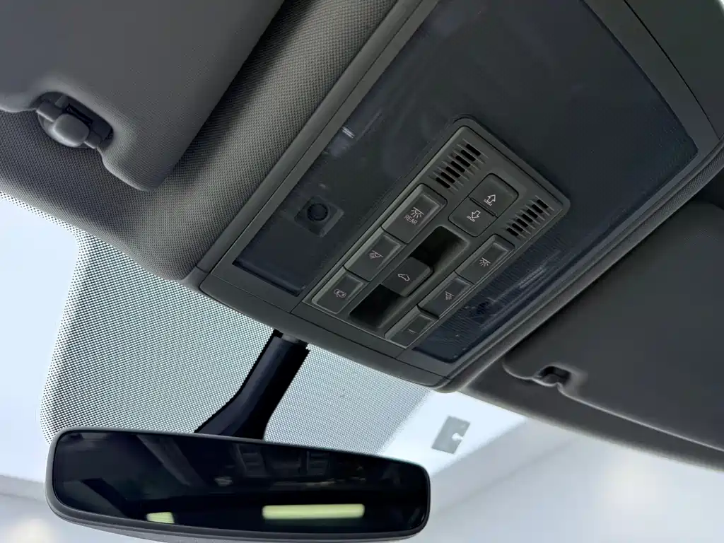 Volkswagen Teramont — миниатюра 10