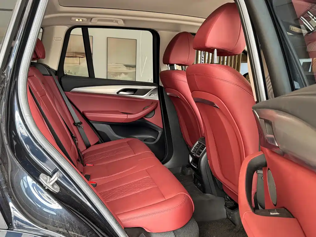 BMW iX3 — миниатюра 9
