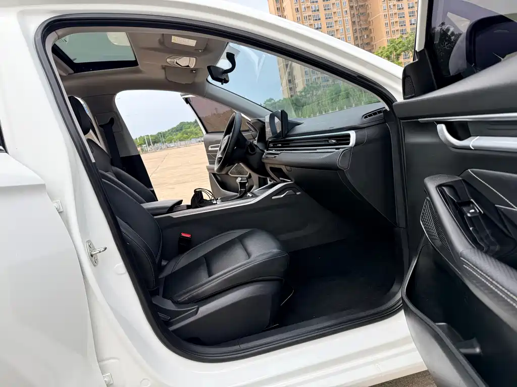 Geely Emgrand — фотографии объявления, Фото 11
