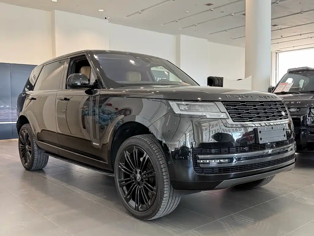 Land Rover Range Rover 2024 3.0 L6 400PS Long Wheelbase