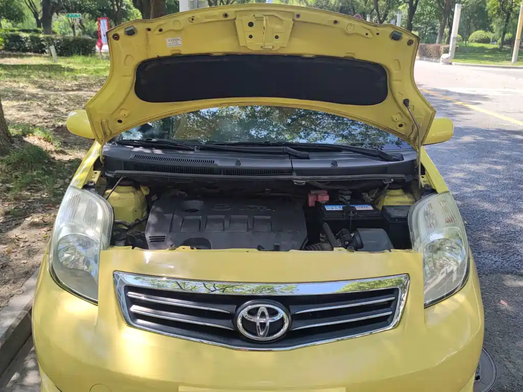 Toyota Yaris — миниатюра 23