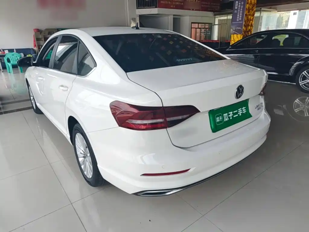 Volkswagen Lavida — миниатюра 5