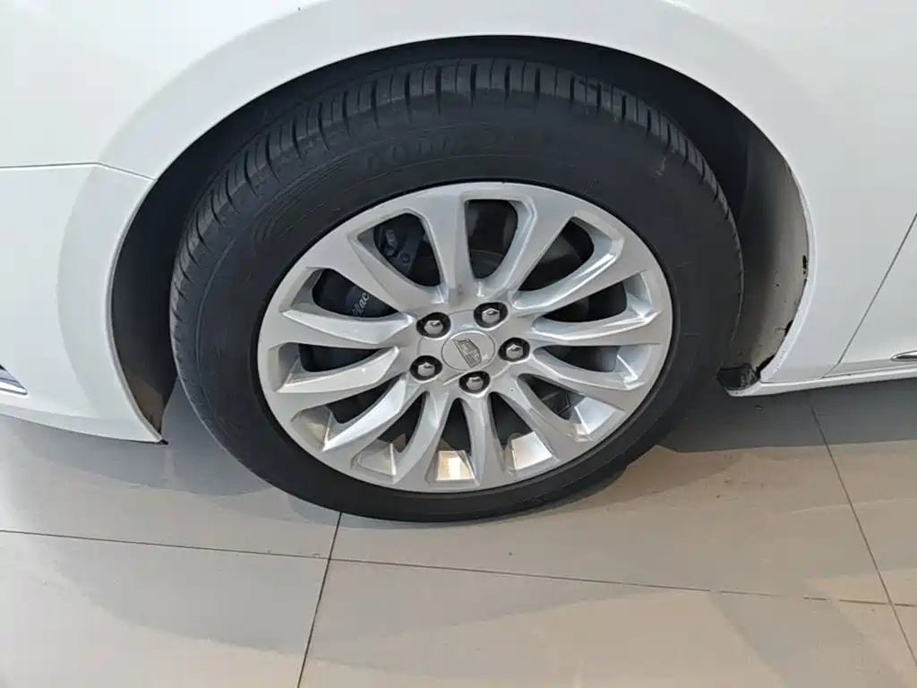 Cadillac XTS — миниатюра 23