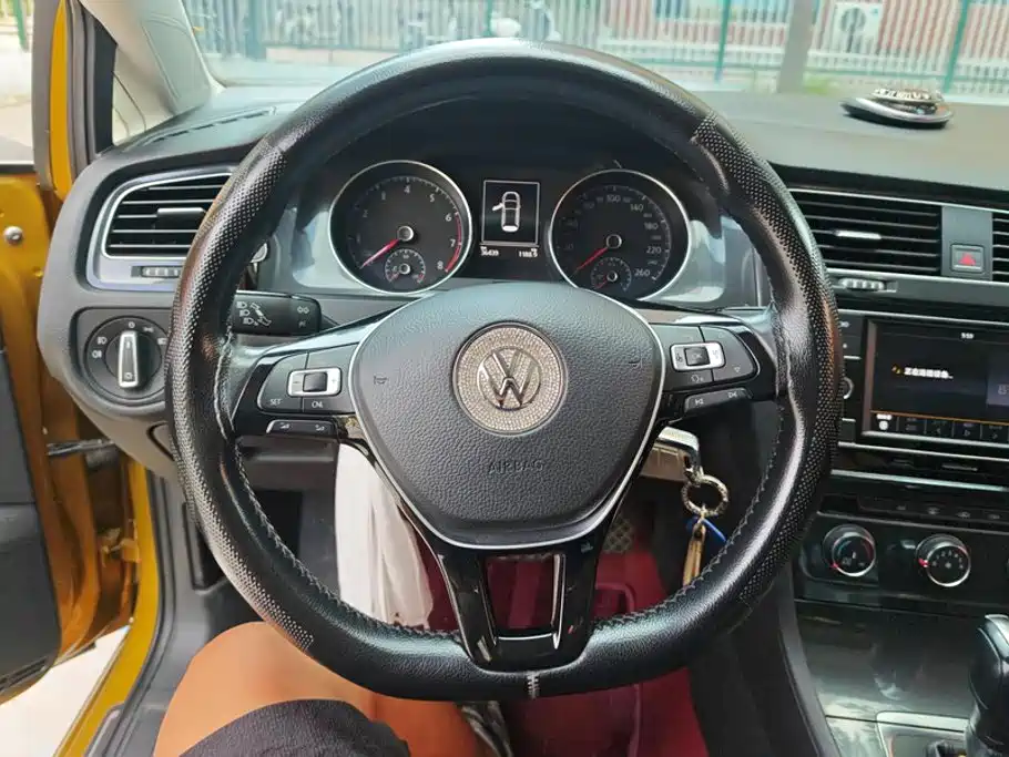 Volkswagen Golf — миниатюра 15