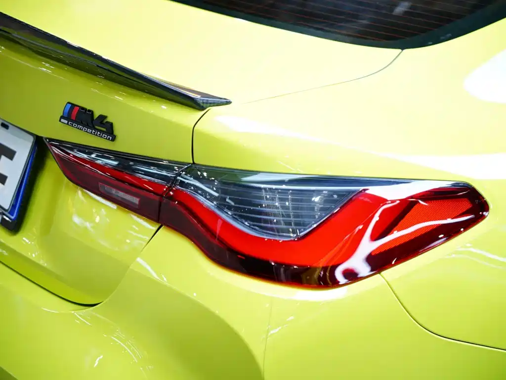 BMW M4 — миниатюра 8