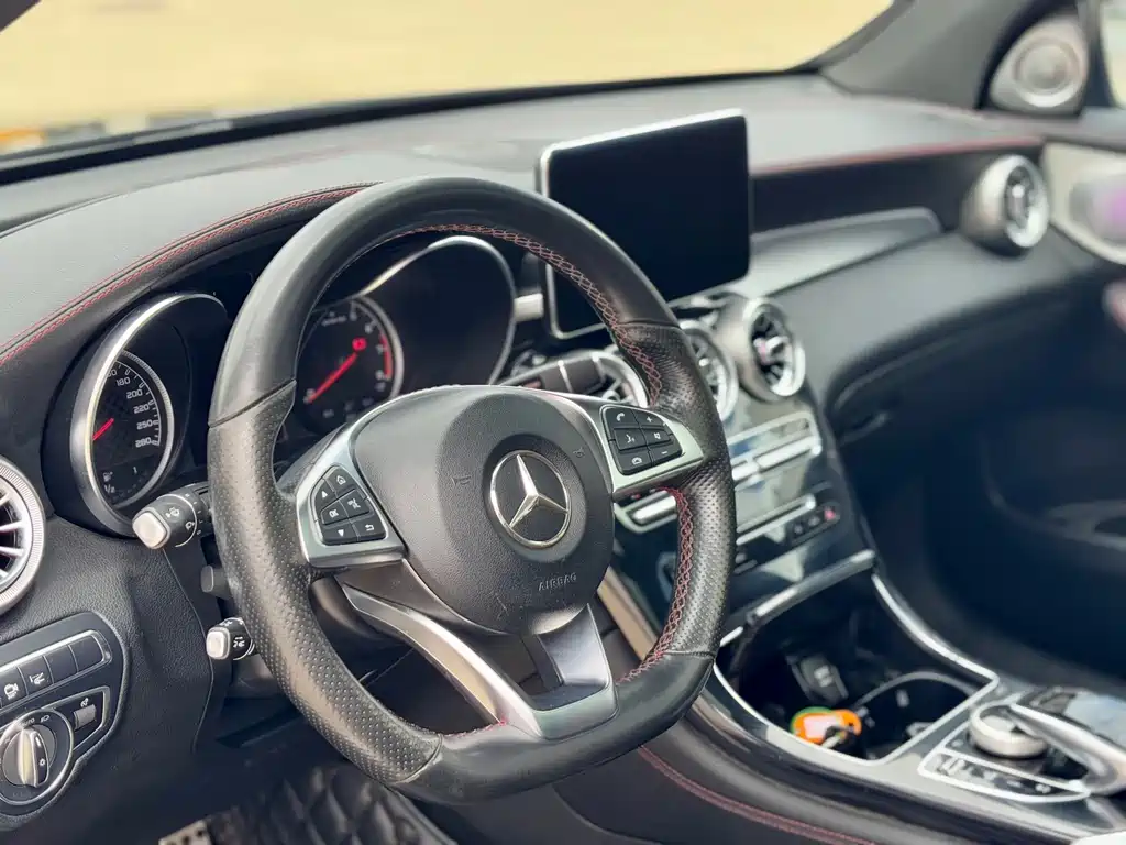 Mercedes-Benz GLC AMG — миниатюра 5