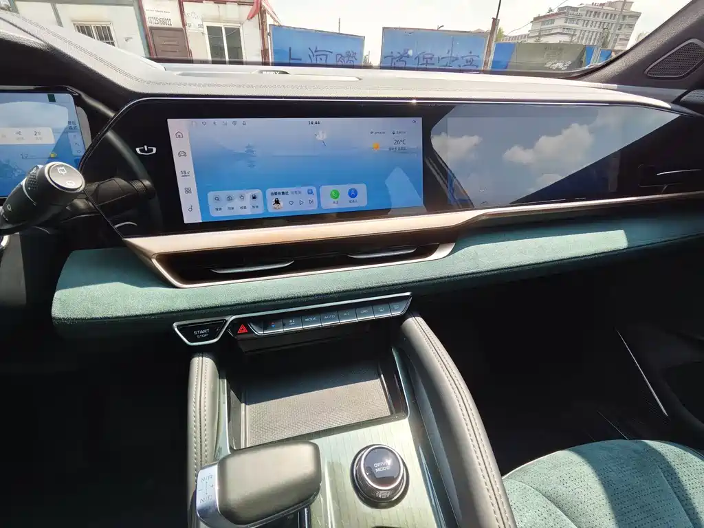 Geely Xingyue L — миниатюра 11