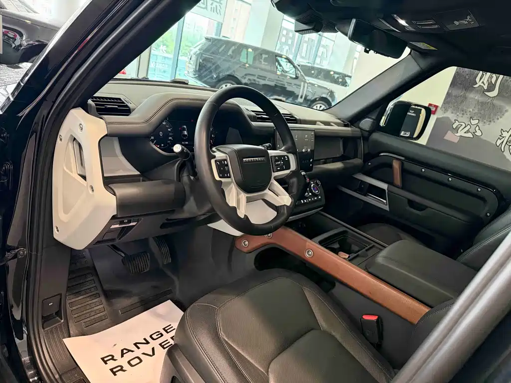 Land Rover Land Rover Defender 2024 110 3.0T P400 X-DYNAMIC HSE