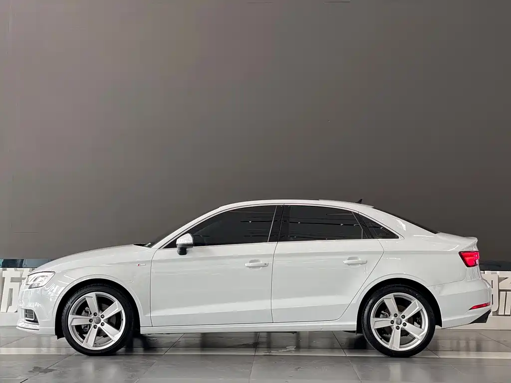 Audi A3 — миниатюра 7