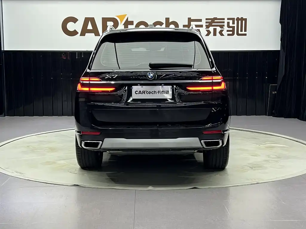 BMW X7 — миниатюра 24