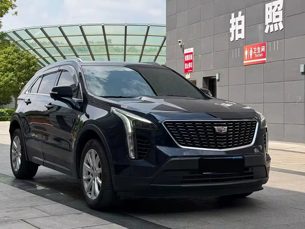 Cadillac XT4 — миниатюра 7