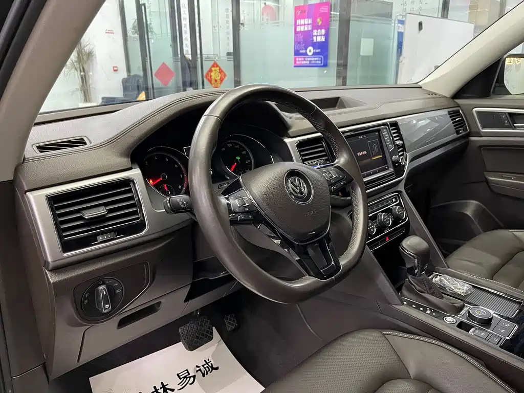 VOLKSWAGEN TOURANG