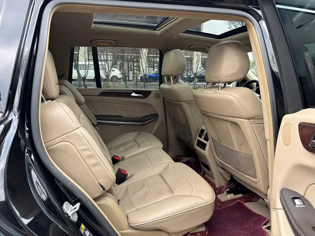 Mercedes-Benz GL-Class — миниатюра 9