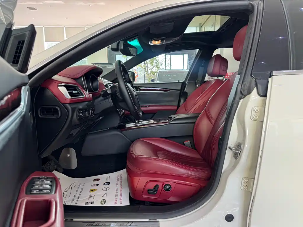 Maserati Ghibli — миниатюра 4