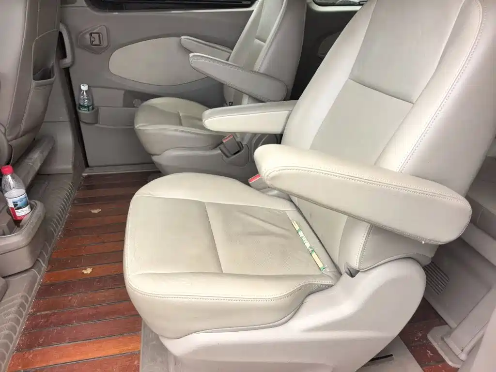 Ford Tourneo — миниатюра 18