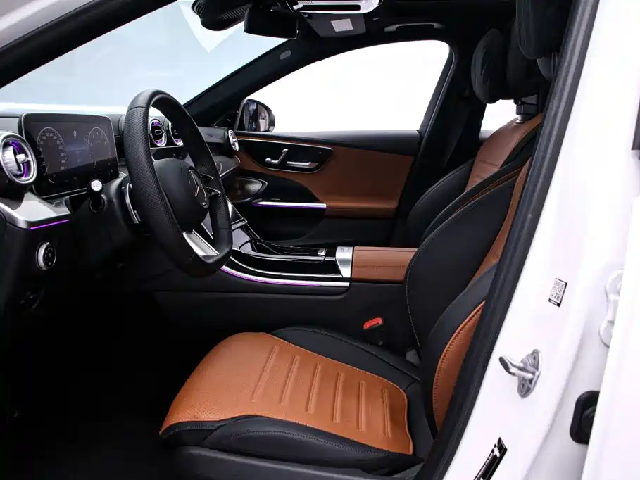 Mercedes-Benz C-Class — миниатюра 14