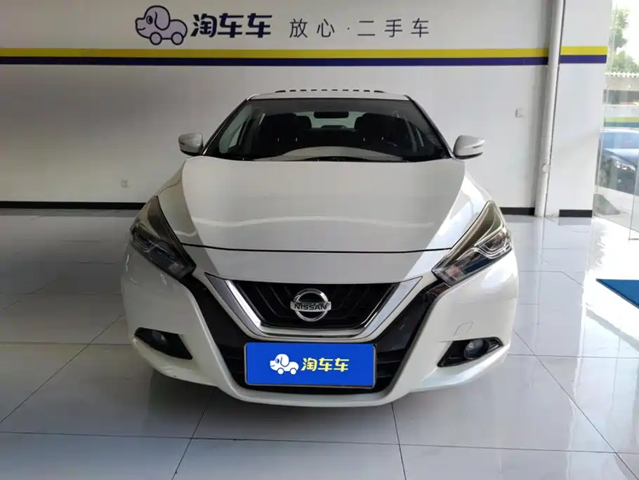 Nissan Bluebird 1.6L CVT Smart Cool Edition, фото 2