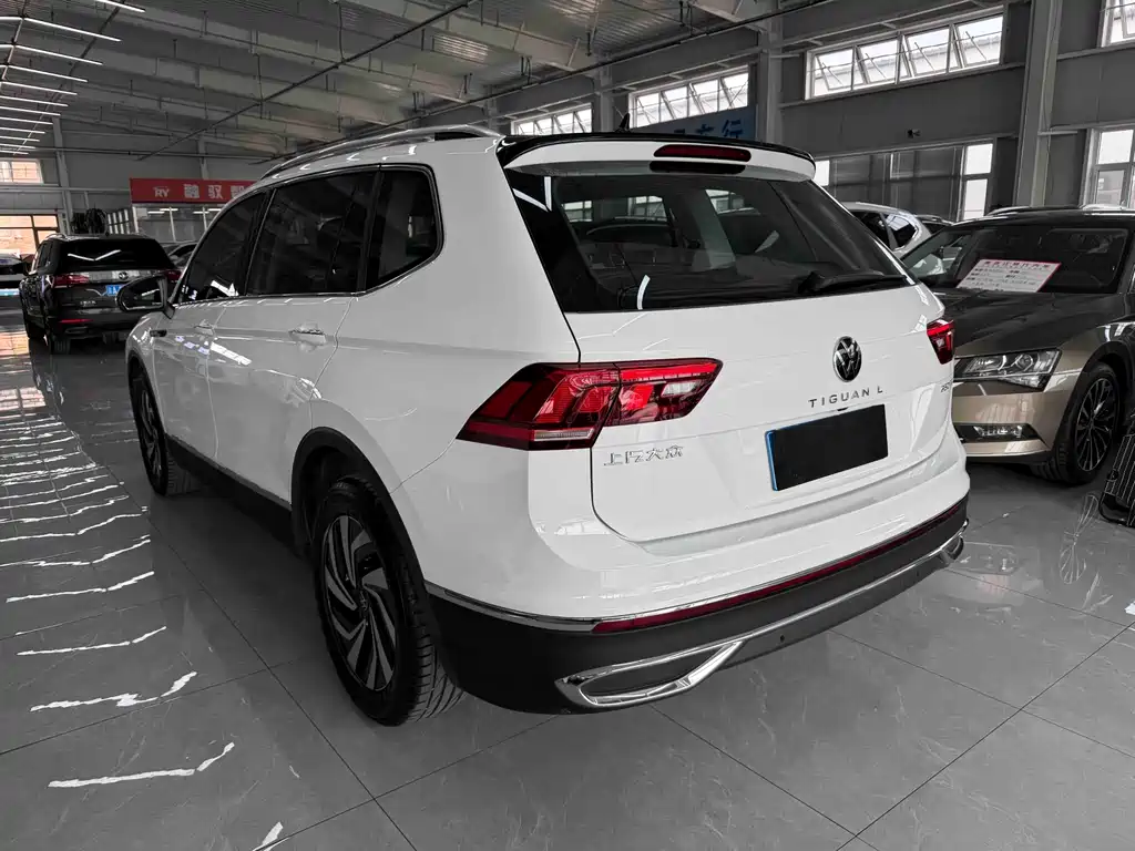 Volkswagen Tiguan L L 2023 280TSI AT
