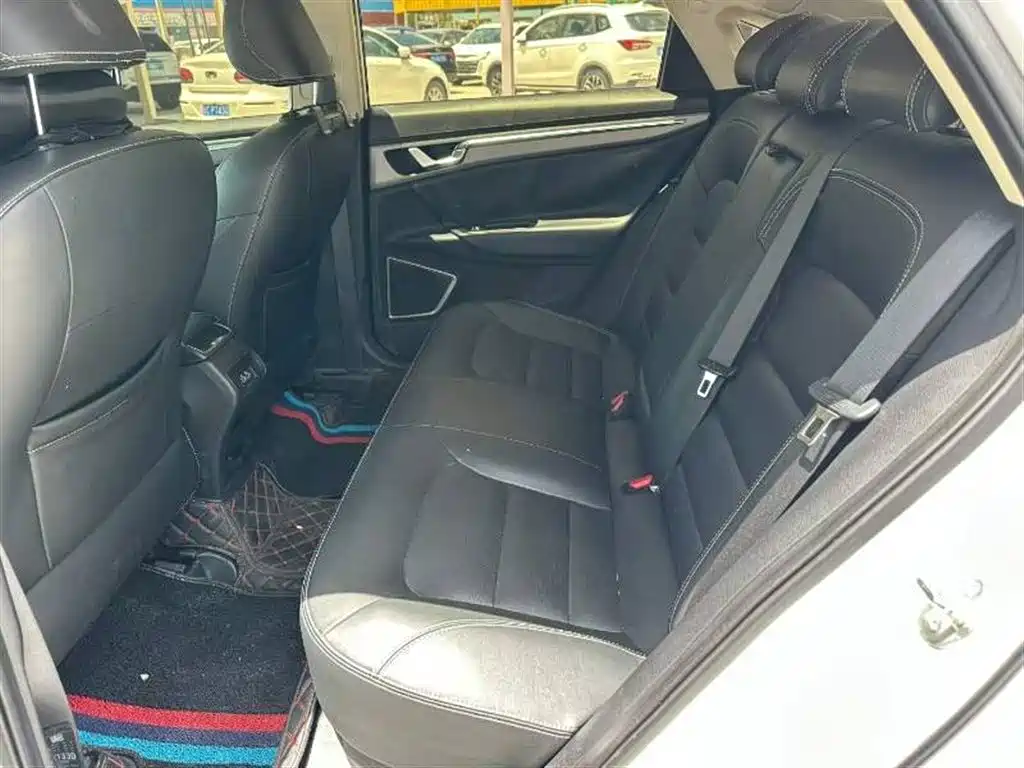 Geely Emgrand GL GL 2018 1.4T DCT Elite
