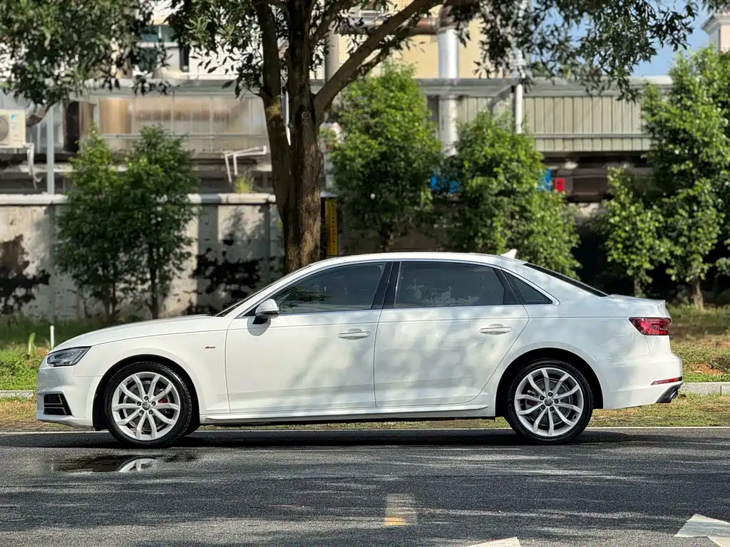 Audi A4L — миниатюра 8