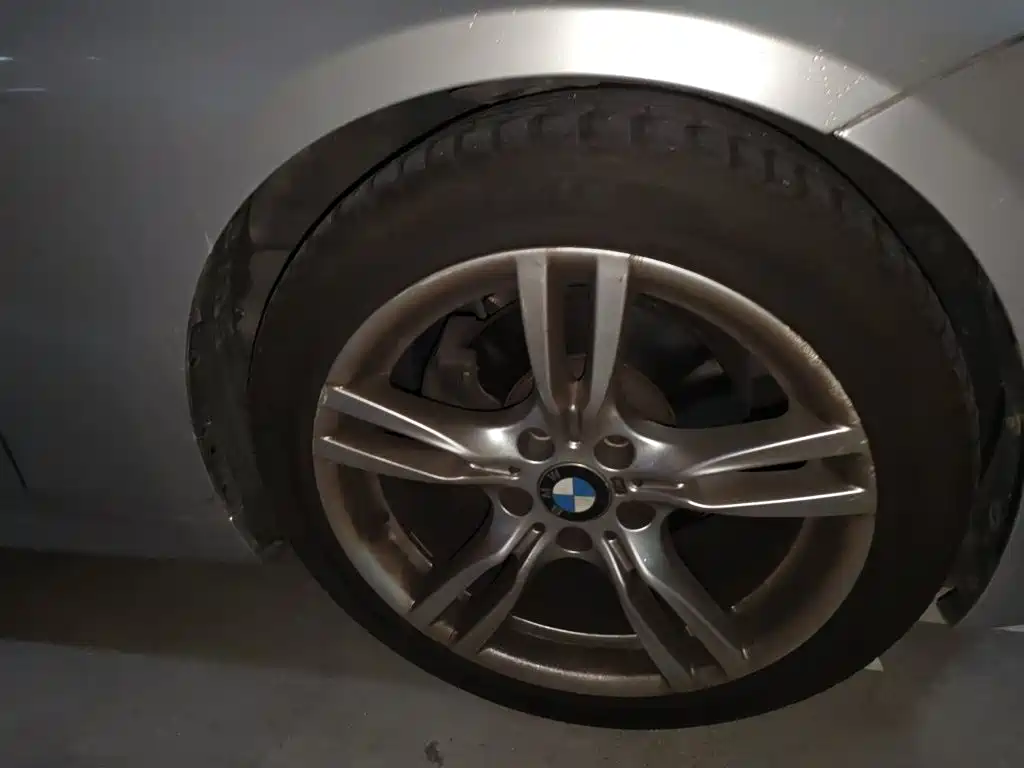 BMW 3 Series — миниатюра 8