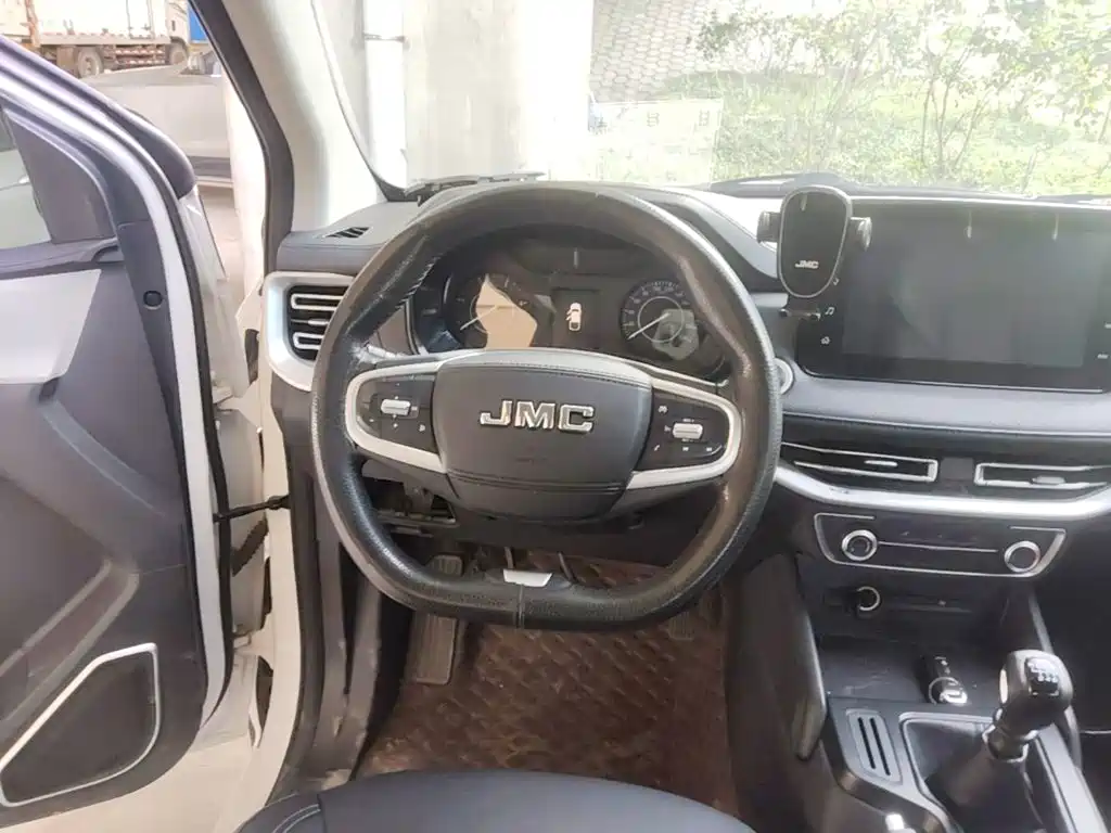 JMC Yuhu 7 — миниатюра 11