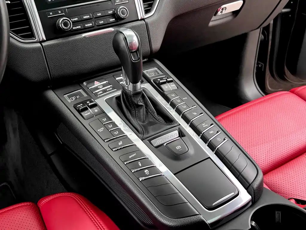 Porsche Macan — миниатюра 21