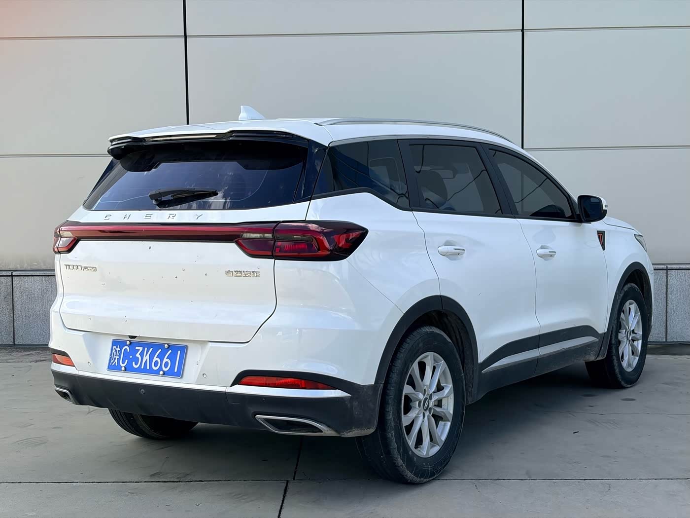 CHERY Tiggo 7 PLUS 1.5 л 2022 г. Белый, пробег 35000 км