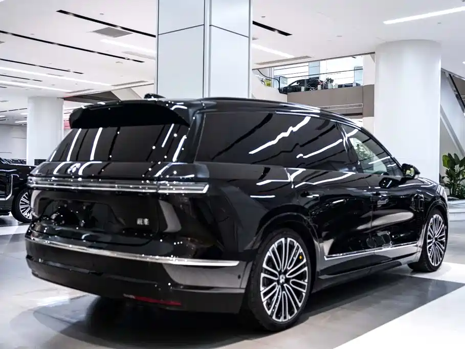 NIO ES8 — миниатюра 6