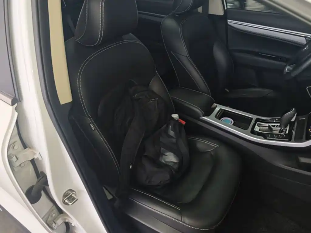 Geely Emgrand GS — миниатюра 25
