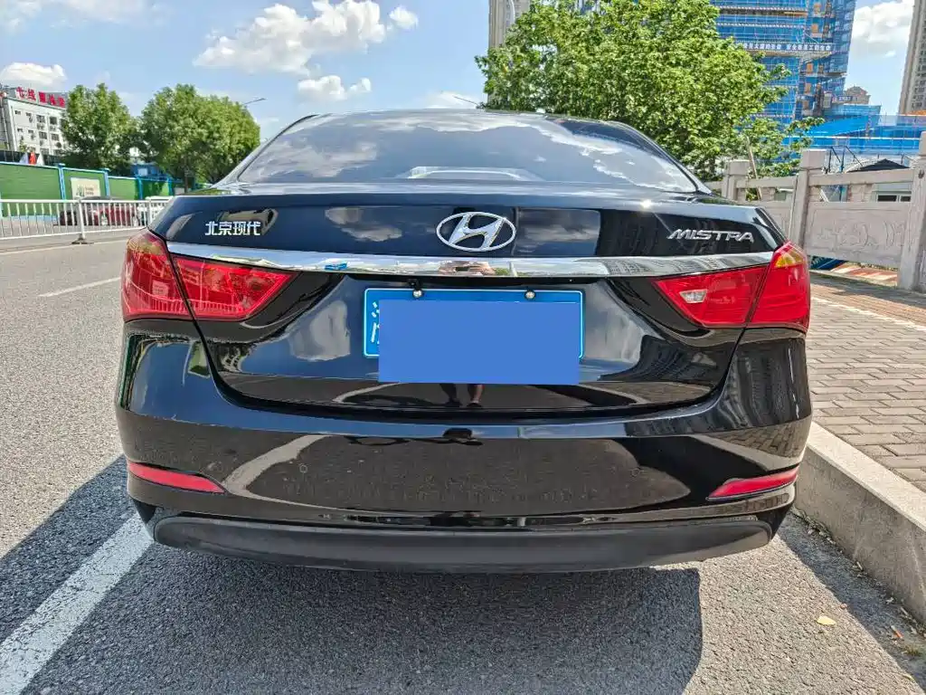 Hyundai Mistra — миниатюра 5