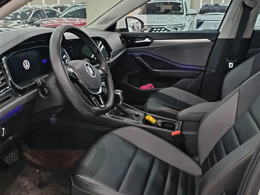 Volkswagen Sagitar — миниатюра 5