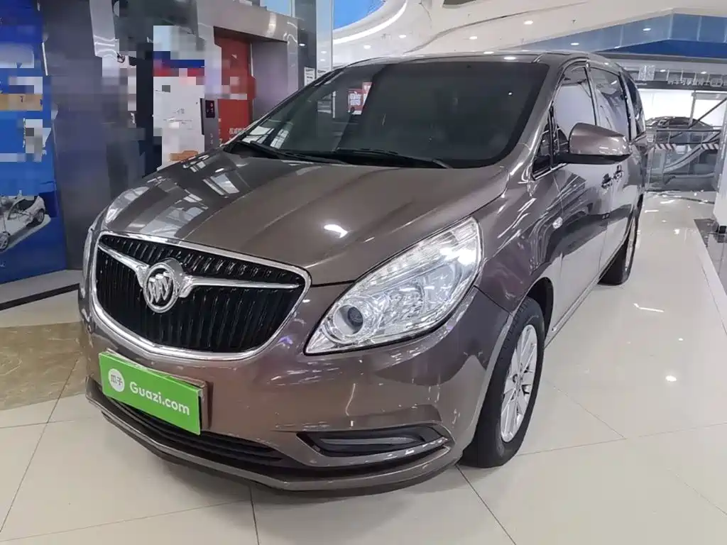 Buick GL8 — миниатюра 2