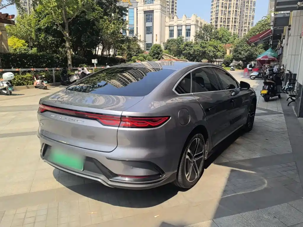 BYD Han — миниатюра 7