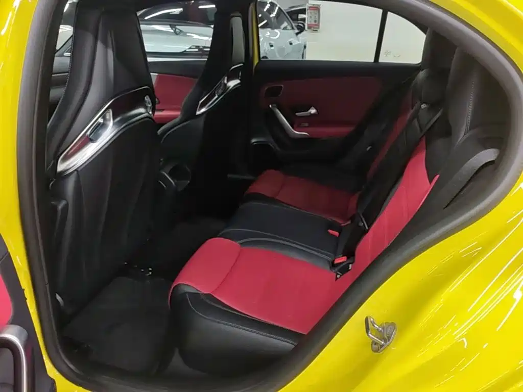 Mercedes-Benz A-ClassAMG 2020 — фото 16