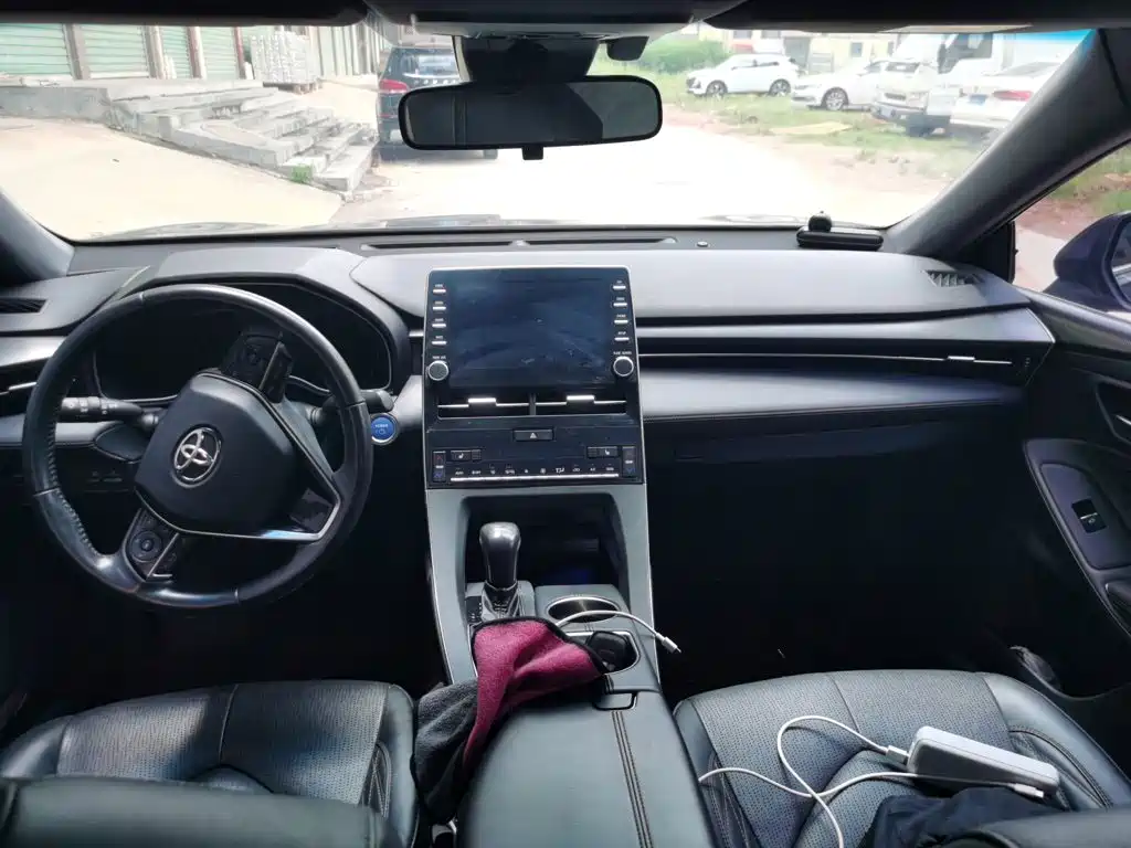 Toyota Avalon — миниатюра 13
