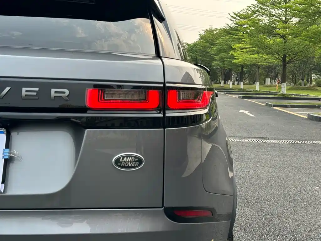 Land Rover Velar — миниатюра 12