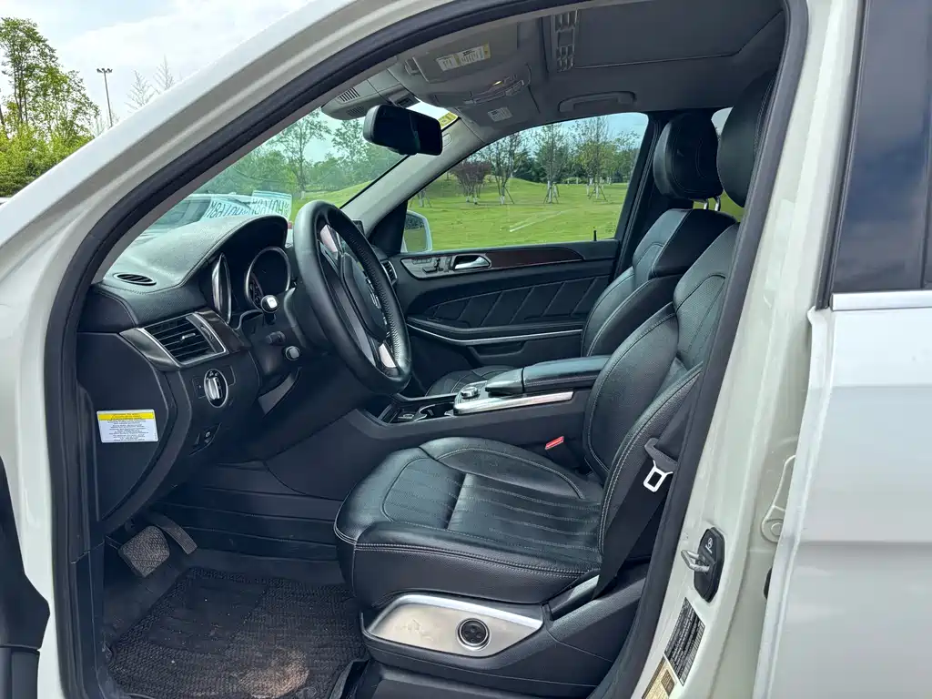 Mercedes-Benz GL-Class — миниатюра 7