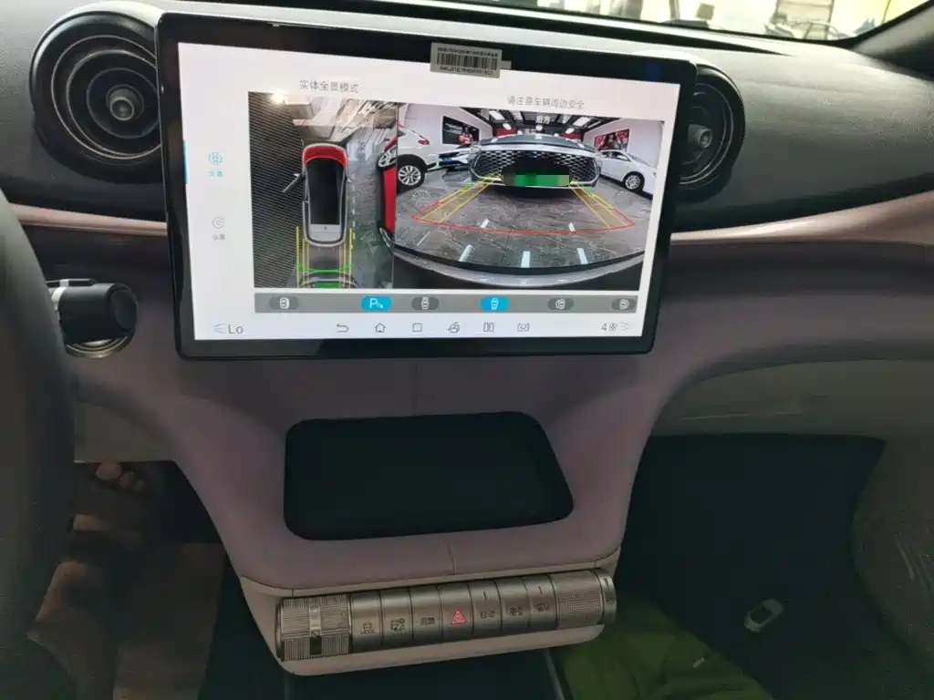 BYD Dolphin — миниатюра 13