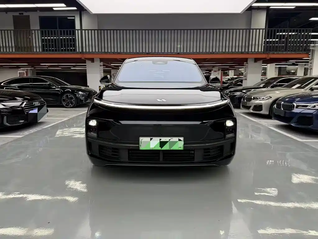 Li Auto Li L8 — миниатюра 2