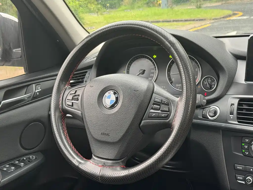 BMW X3 (Import) — миниатюра 12