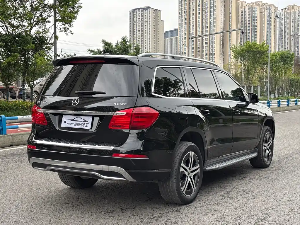 Mercedes-Benz GL-Class — миниатюра 7