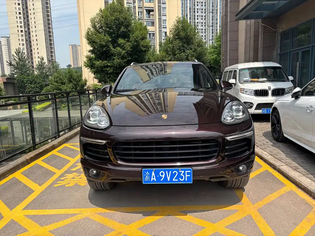 Porsche Cayenne — миниатюра 2
