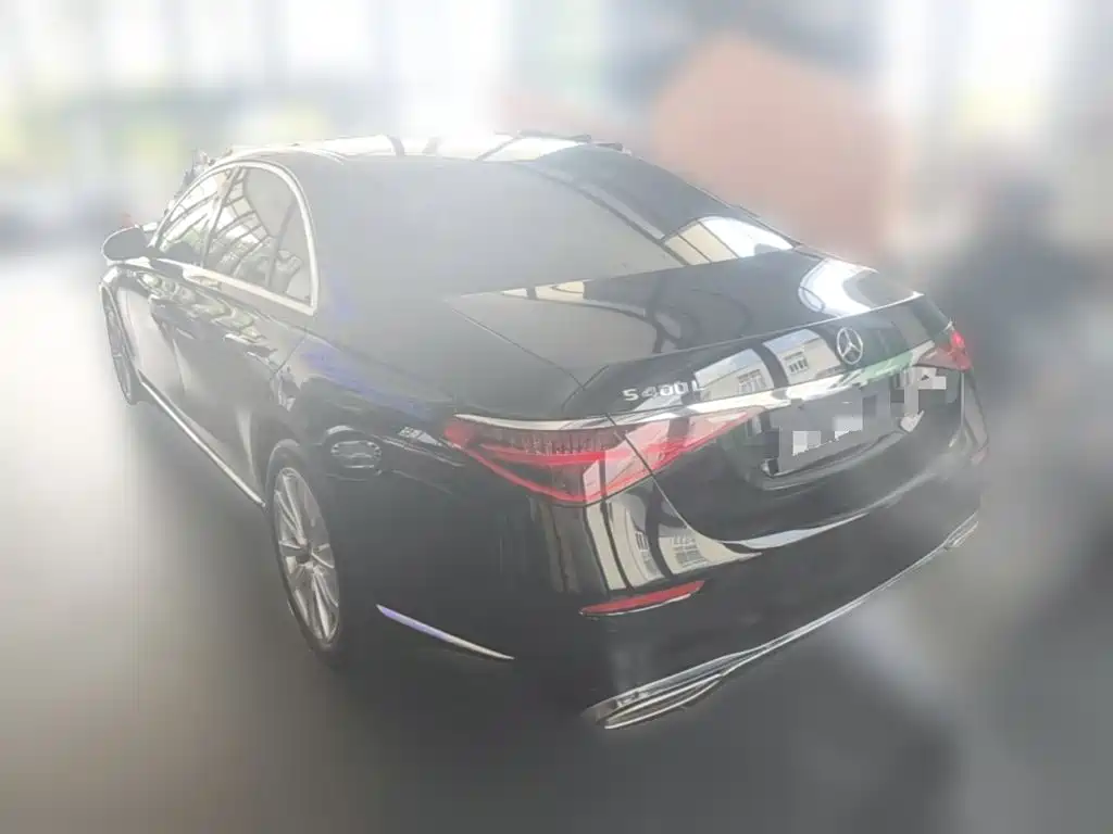 Mercedes-Benz S-Class — миниатюра 7