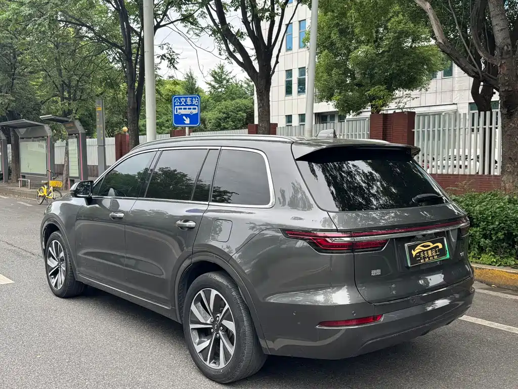 Li Auto Li ONE — миниатюра 9