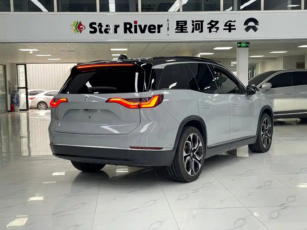 NIO ES8 — миниатюра 5