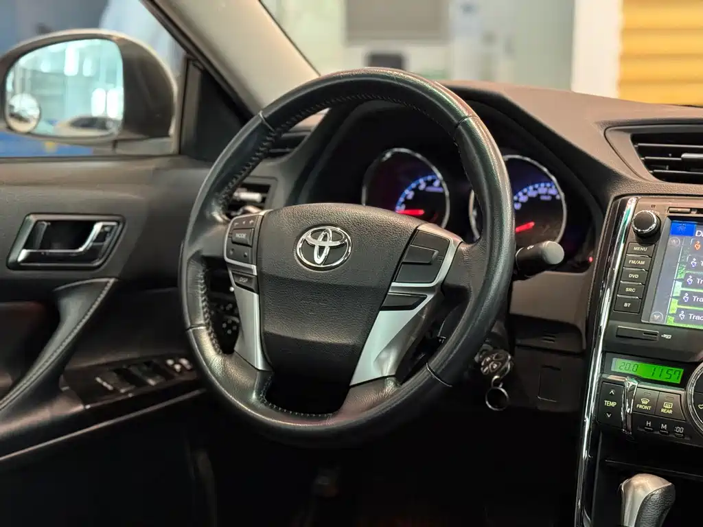Toyota Reiz — миниатюра 14